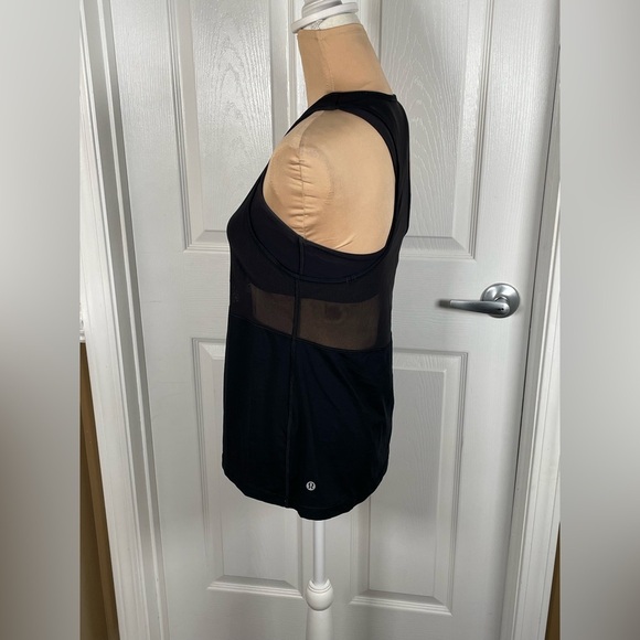 Lululemon Fast As Light 2-In-1 Tank Black Size 6 - Picture 12 of 13